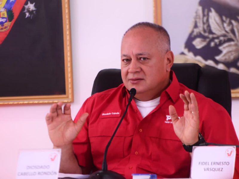 Diosdado Cabello dice que María Corina no va