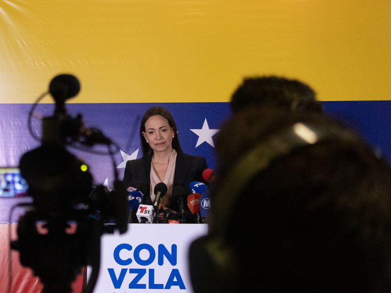 Mecanismo de habilitación “es un caramelo de cianuro” para María Corina Machado, según el politólogo Ángel Álvarez