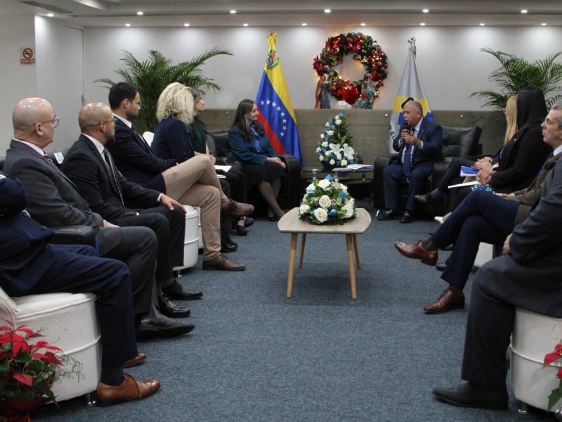 Elvis Amoroso al Centro Carter: No deseamos injerencia