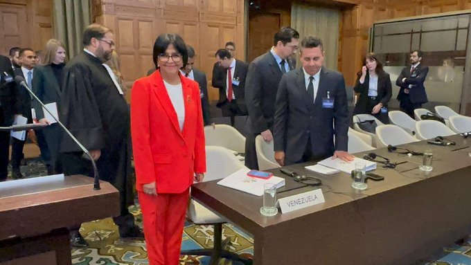 Expertos no esperan una decisión de la CIJ contra referendo consultivo sobre el Esequibo