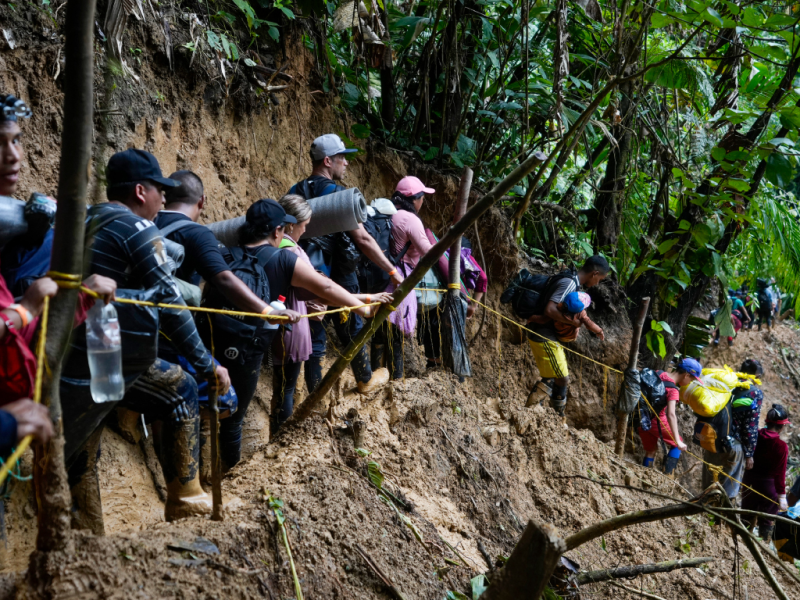 Wola: Más de medio millón de migrantes cruzaron el Darién en 2023 y 63% son de Venezuela