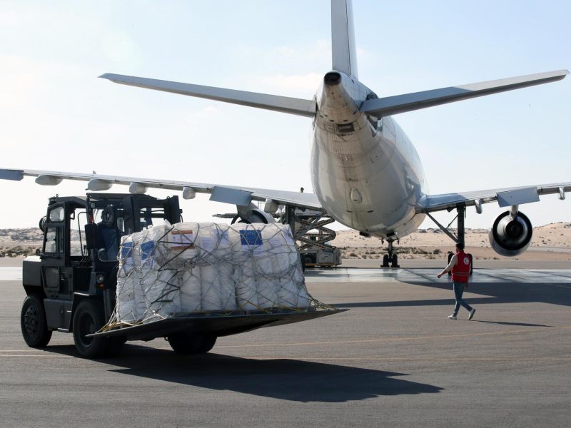 Continúa la entrada de ayuda humanitaria a la Franja de Gaza tras la extensión de tregua