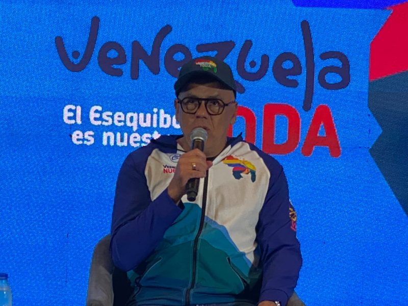 Jorge Rodríguez afirma que referendo sí es vinculante y advierte sobre acciones para demostrarlo