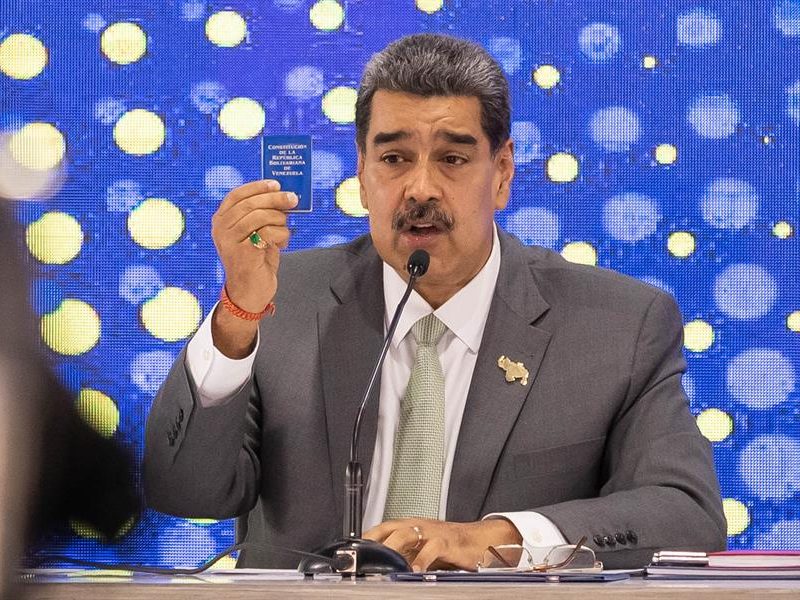 Maduro afirma tener "un plan" para "recuperar los derechos" de Venezuela sobre el Esequibo