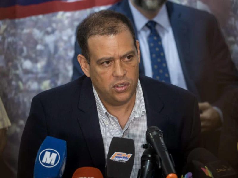 Súmate denuncia que desconocen sitio de reclusión de Roberto Abdul