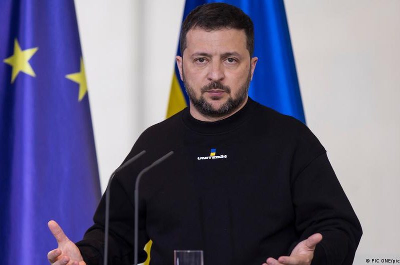Zelenski pide a los Veintisiete que no den una “victoria” a Putin votando contra Ucrania