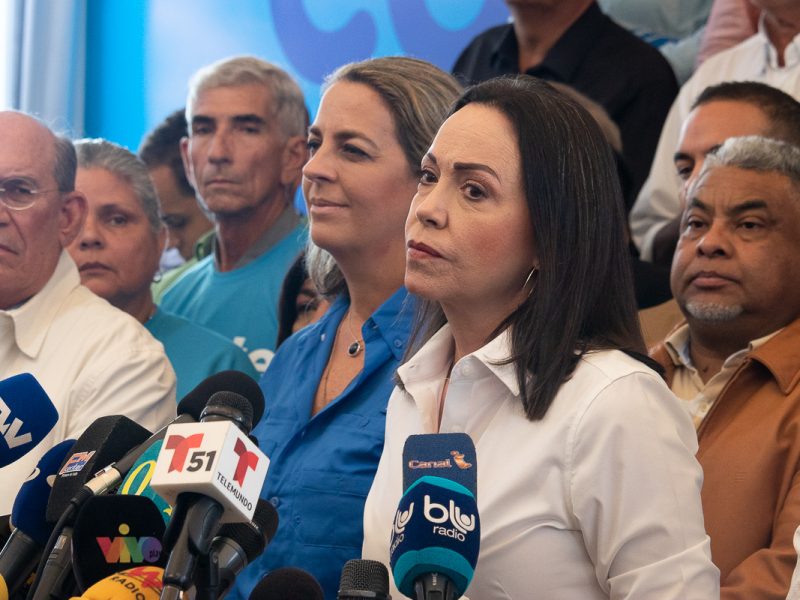 Sala Político Administrativa del TSJ viola garantías procesales de María Corina Machado, advierte Acceso a la Justicia
