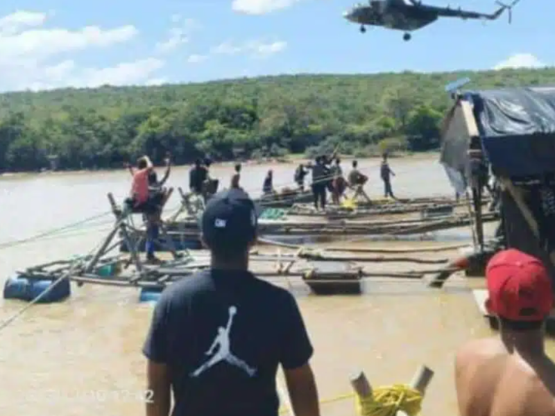El operativo estaba conformado por más de 70 militares
