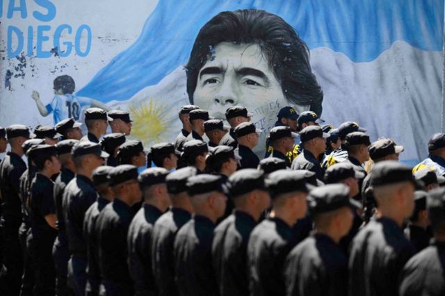 Policías