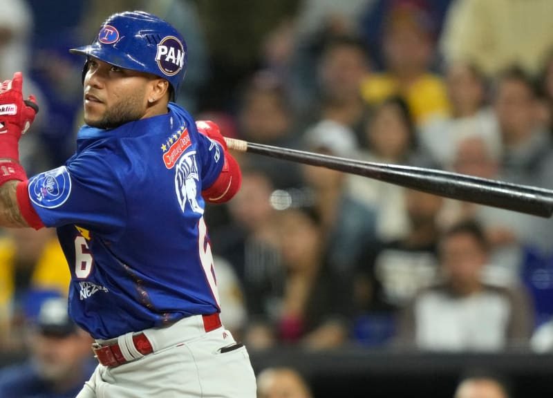 Tiburones se impuso a Naranjeros de México y logra tercer triunfo