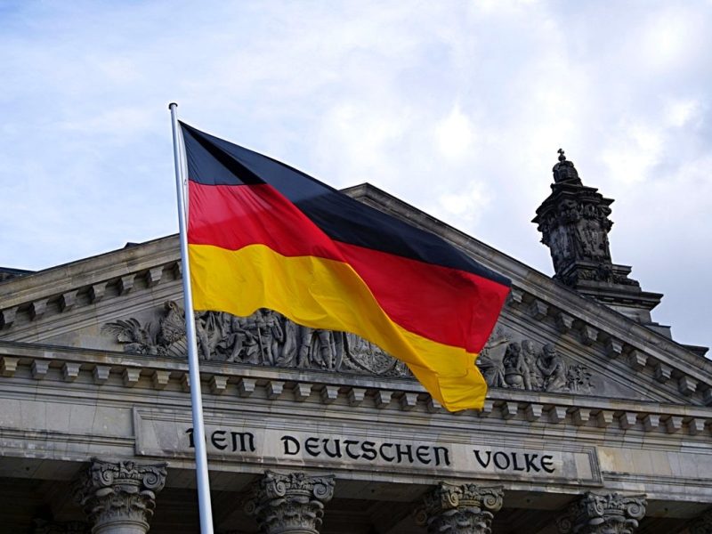 Alemania insiste en elecciones "libres, justas y creíbles" en Venezuela