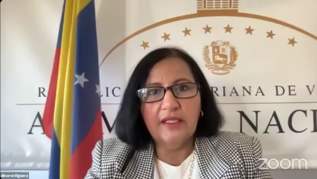 Dinorah Figuera regresa a Venezuela para reunirse con John Barrett y Jorge Rodríguez