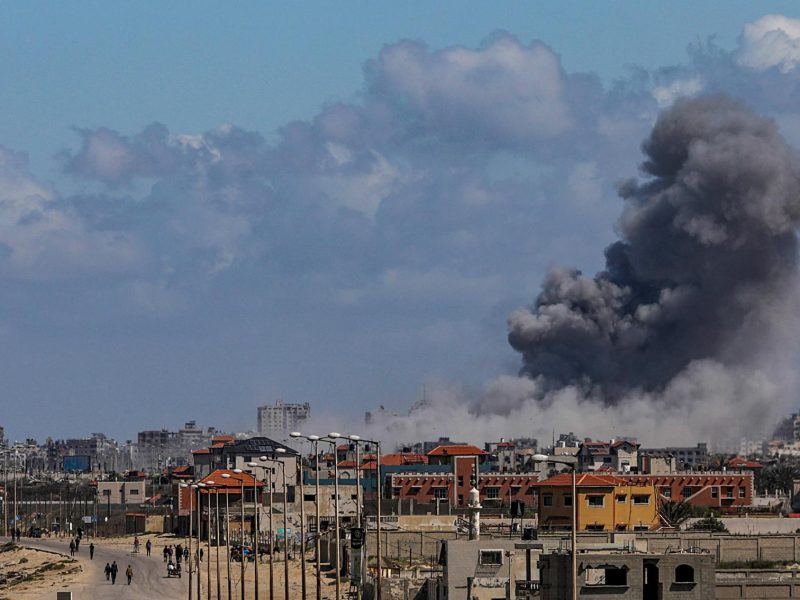Al menos 20 muertos y 155 heridos en un ataque en Gaza previo a reparto de ayuda