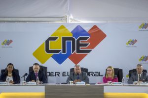 De Tibisay Lucena a Elvis Amoroso: Por qué se caracteriza actual gestión del CNE, según expertos