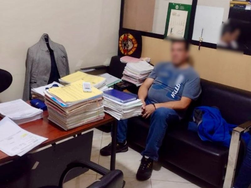 Detienen a dos jueces y 3 exjueces en Ecuador en investigación por delincuencia organizada