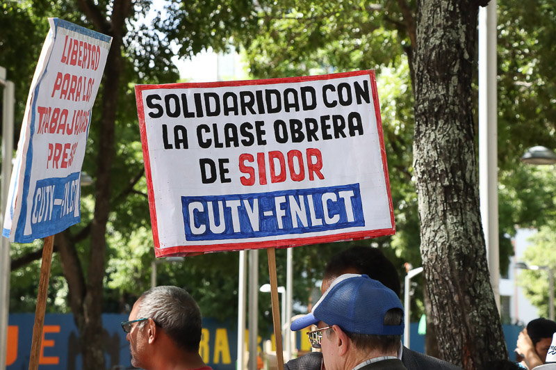 Trabajadores protestas por la liberación de compañeros presos (Mairet Chourio)