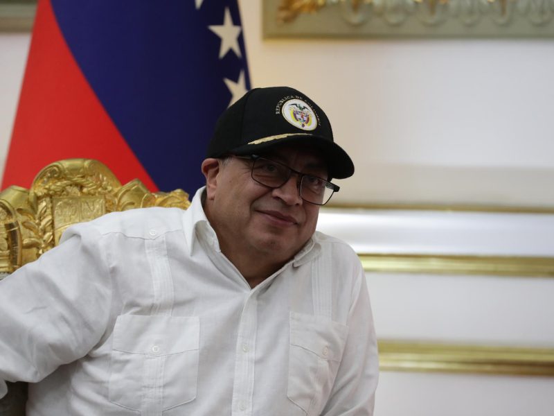 Petro se reunió con oposición venezolana este 10 de abril