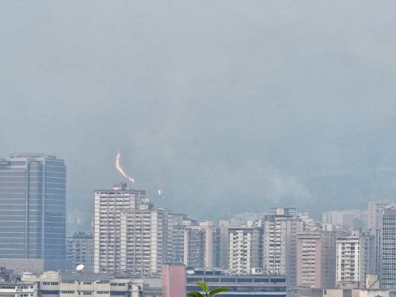 Incendio forestal Avila