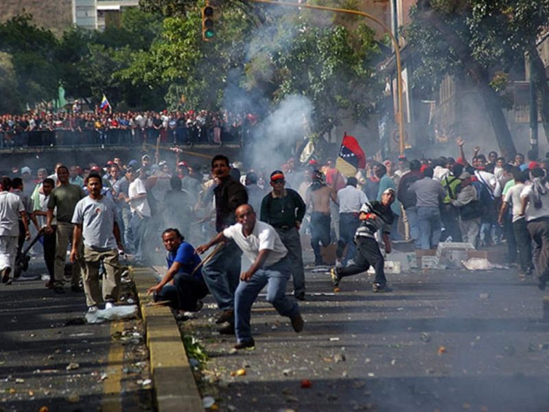 ONG recuerdan a víctimas del 11 de abril de 2002