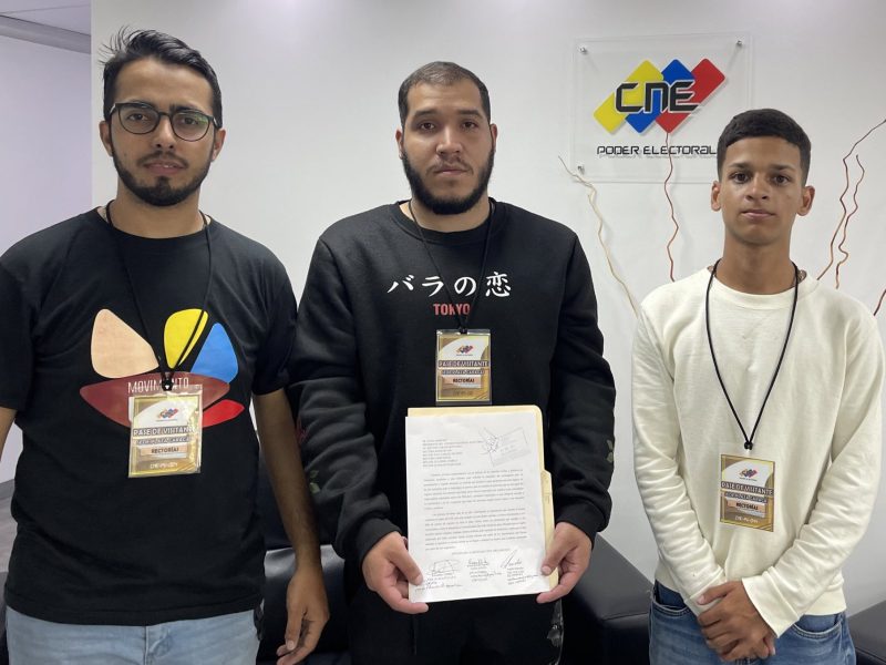 Estudiantes solicitaron la extensión del proceso del registro electoral