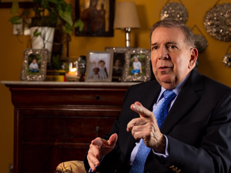 Edmundo González Urrutia, candidato unitario de la Plataforma Unitaria Democrática
