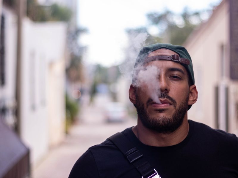 La IA revela los peligros ocultos del vapeo