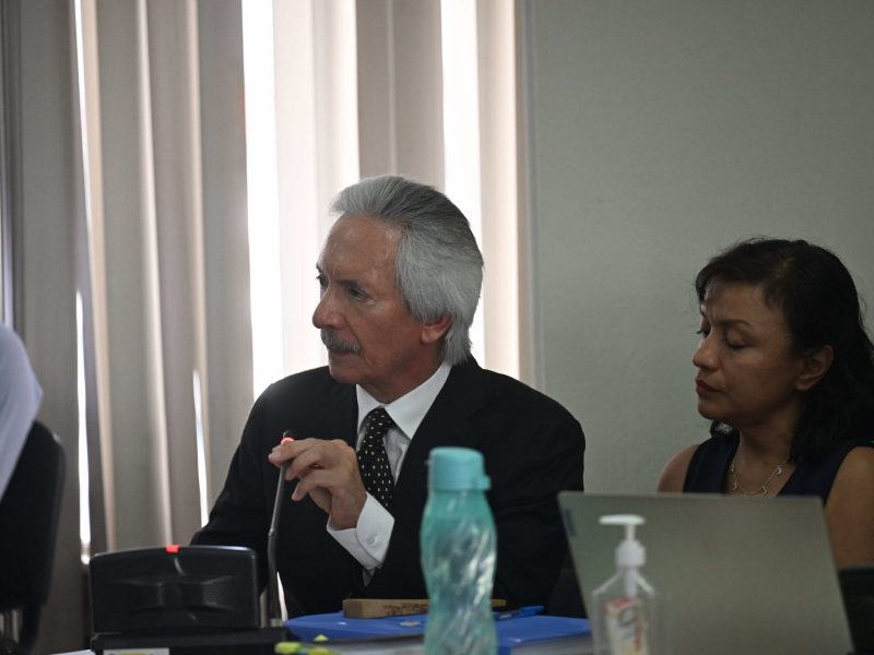 Tribunal ordena arresto domiciliario a periodista José Rubén Zamora en Guatemala