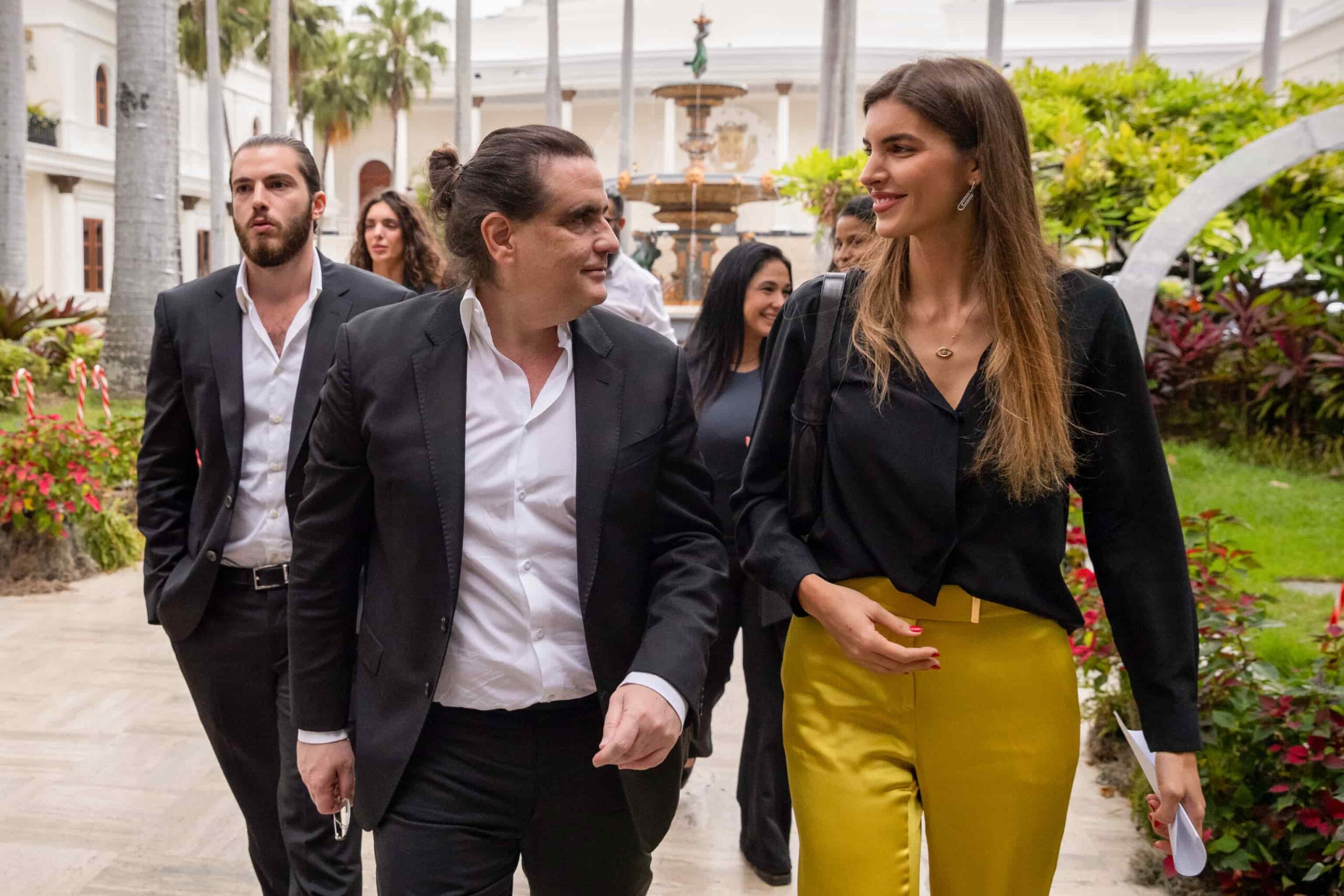 EEUU señala que Plus Ultra transfirió más de 519.000 dólares a red ...