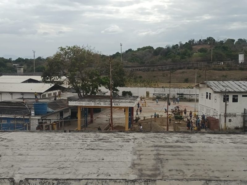 Motín en Yare II deja un recluso fallecido y otros 9 heridos