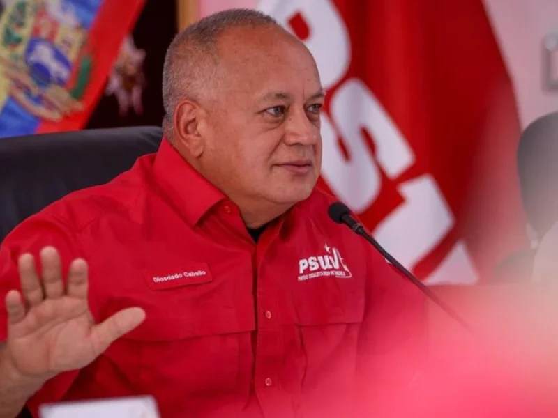 Cabello pide a militancia incluir en el 1x10 a quien nunca haya votado por el chavismo