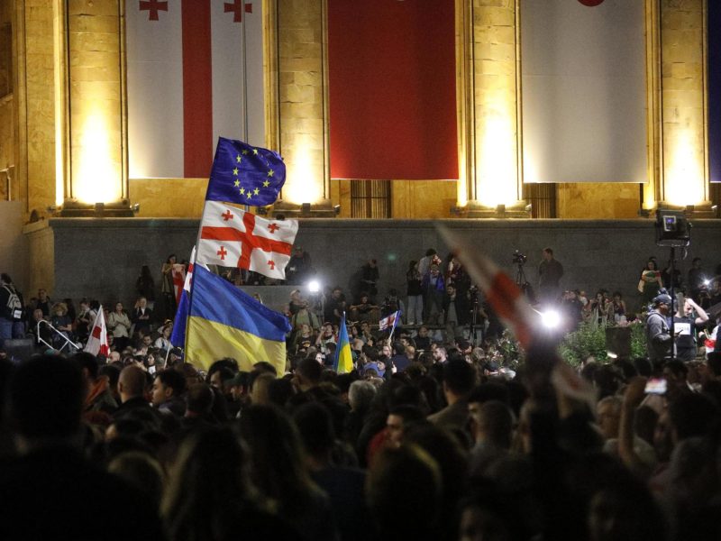 Georgia: entra en vigor polémica ley de "influencia extranjera"