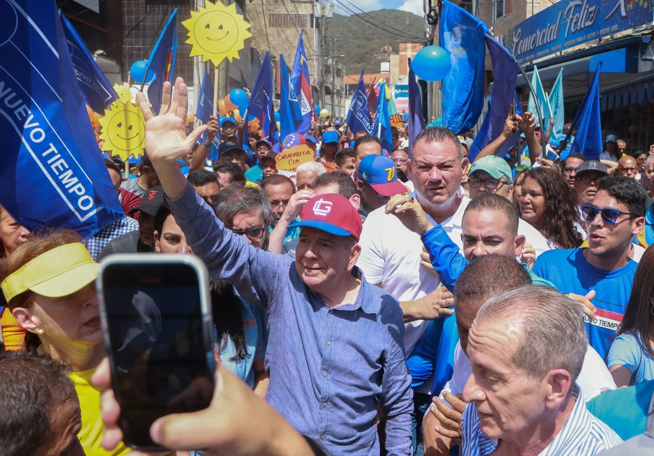 Edmundo González realiza visita sorpresa a La Guaira este 8 de junio ...