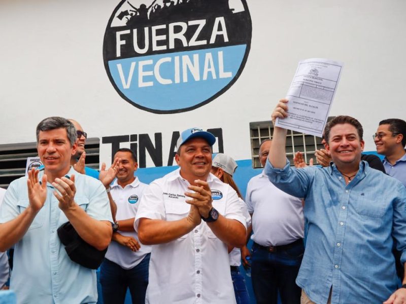 ¿Quién es el alcalde de Tinaco que se unió a las filas del Psuv?