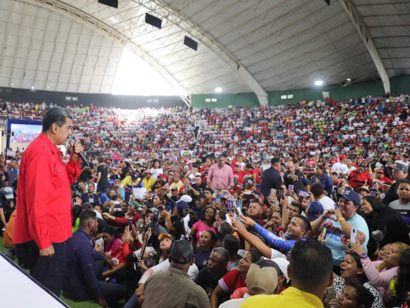 Nicolás Maduro durante su proclamación en el CNE