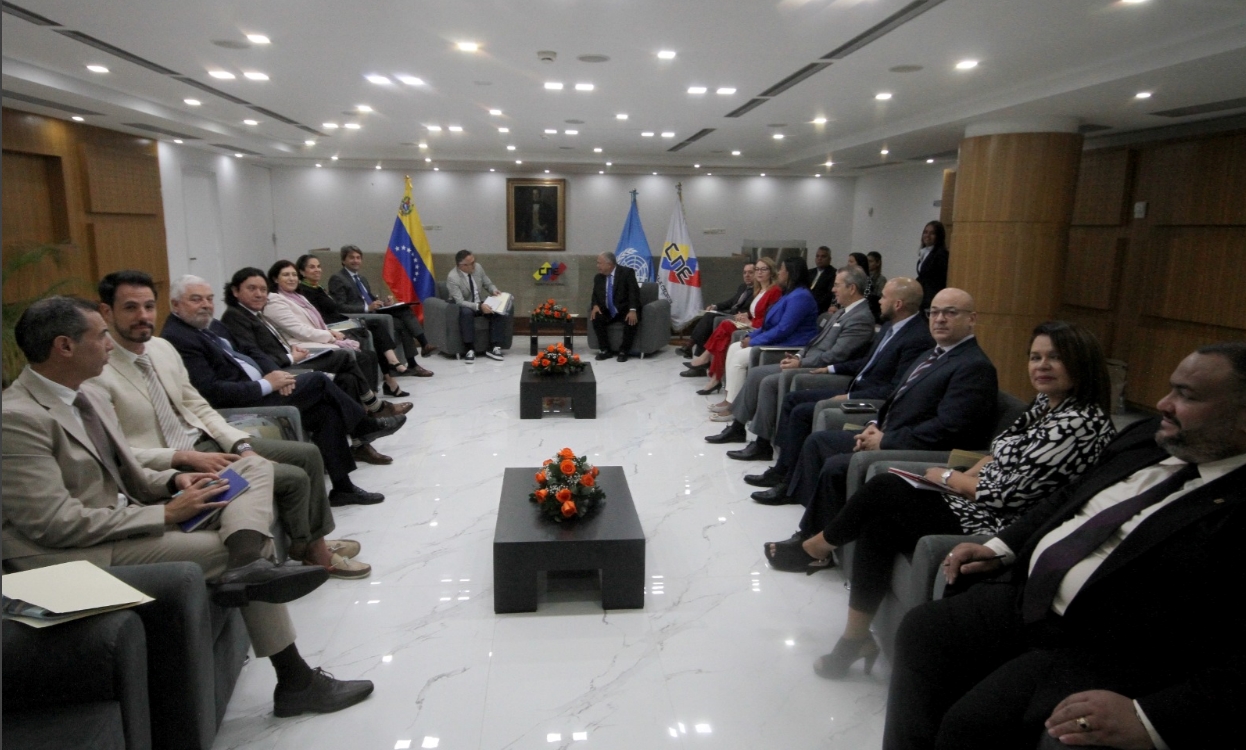 Panel de expertos electorales de la ONU se reunió con rectores del CNE ...