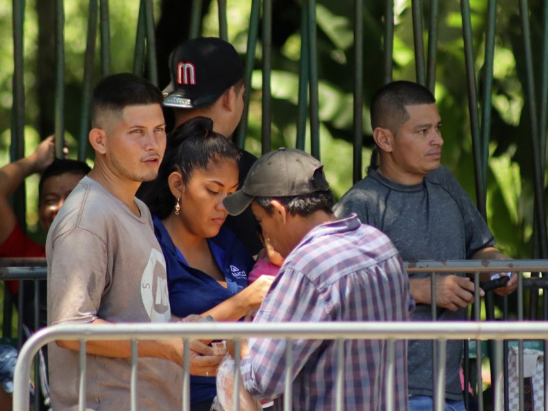 México reporta caída de 32 % de las peticiones de refugio en frontera sur de enero a abril