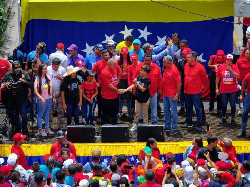 Cabello desde Trujillo vuelve a llamar a Miraflores el 28 de julio y asegura que encuestas manipulan