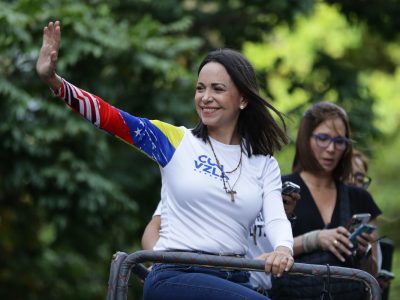 La lucha por la libertad: el rol de las mujeres en la democracia y el poder
