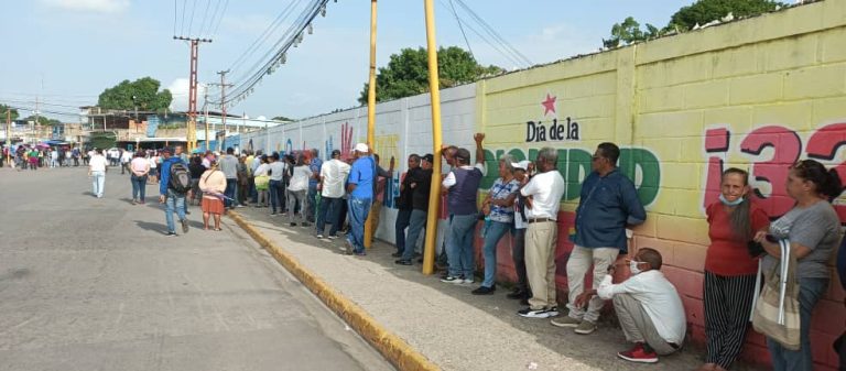 En Carabobo se confunden por reubicación de centros