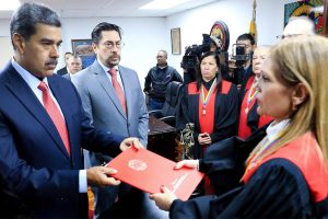 A 90 días de la extracción de Maduro y Flores, el TSJ evade fijar falta temporal o absoluta: la lectura de constitucionalistas 