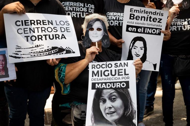 Rocío San Miguel está en una celda con vigilancia permanente las 24 horas