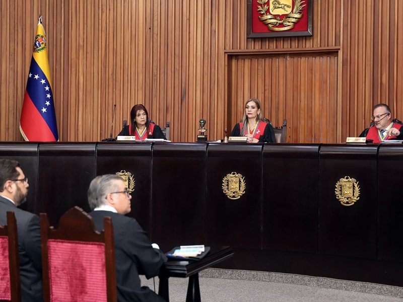 Lo que dicen los expertos sobre el “peritaje” del TSJ a los resultados electorales