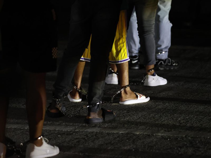 Primer vuelo de repatriación de migrantes sale de Panamá