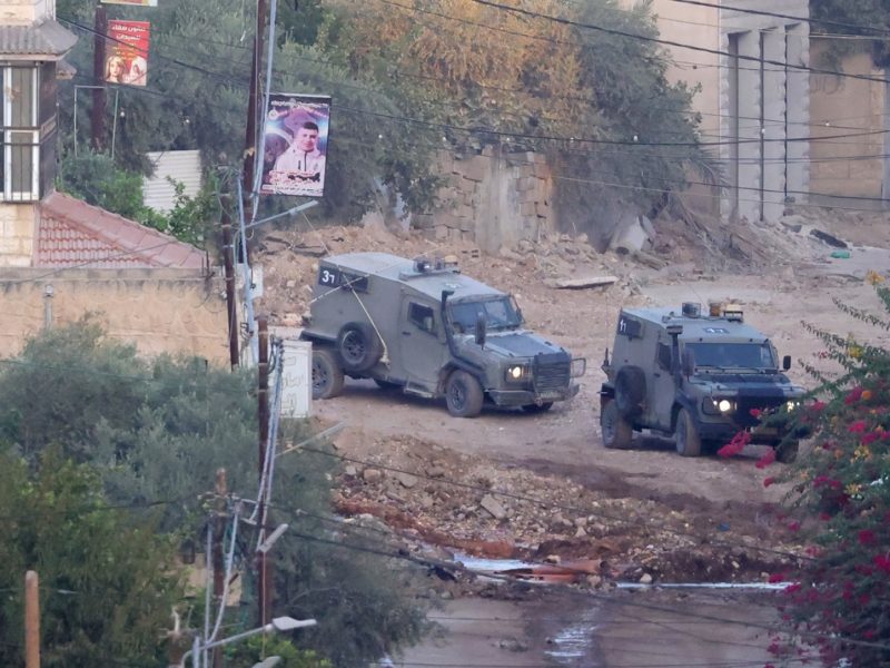 Aumenta el número de muertos palestinos en el cuarto día de operaciones israelíes en Yenín, Cisjordania