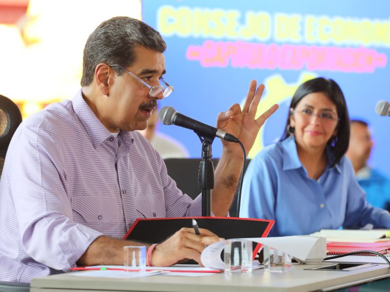 Nicolás Maduro ordena la liquidación de la institución del control cambiario en Venezuela