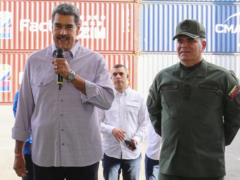 Nicolás Maduro dice que González Urrutia le pidió "clemencia" y niega denuncia de coacción