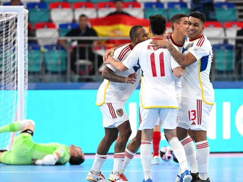 Venezuela derrota a España y clasifica a los cuartos de Mundial de Futsal