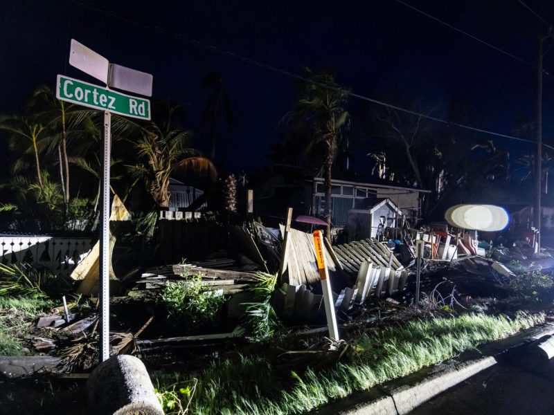 Milton golpea el centro de Florida en una noche con millones de desplazados y sin luz