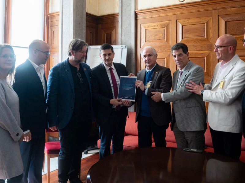 Oposición venezolana mantiene contactos en Lisboa para reconocimiento expreso de González