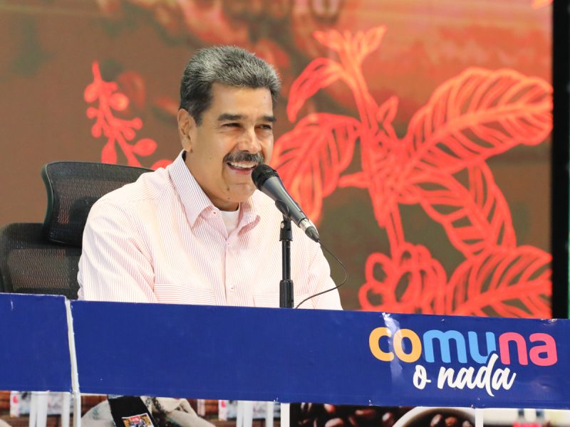 "María Corina Machado huyó" de Venezuela "hacia España", asegura el Gobierno de Maduro